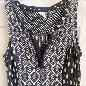 Anthropologie Akem Kin Sleeveless Split Tank Top‎ Womens XS Black White Boho